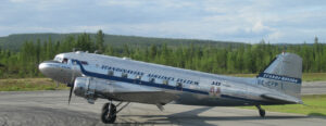 Flygplan på Hedlanda Flygplats i Vemdalen